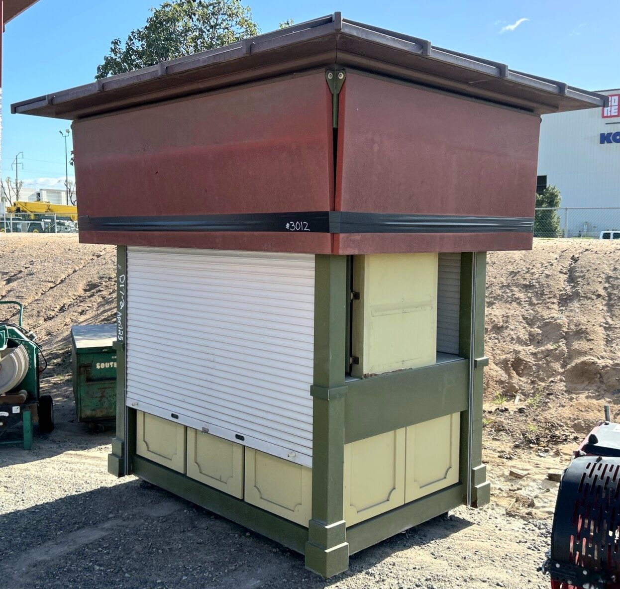 New Modular Display Kiosk – 4’4”x6’5” – Roll-Up Doors & Storage, Event or Retail Use, Portable Dual-Sided Display Kiosk for Sale