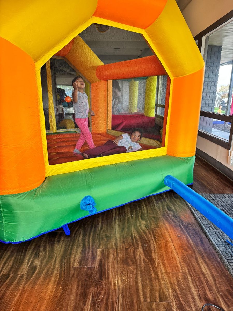 BOUNCY HOUSE / INFLATABLE CASTLE RENTAL