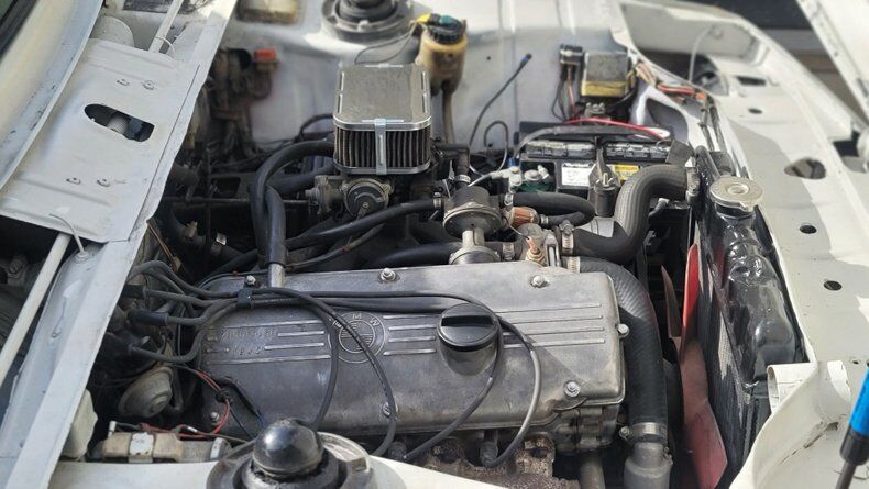 wanted bmw m10 engine 2002 1802 1602..  door 4 sale