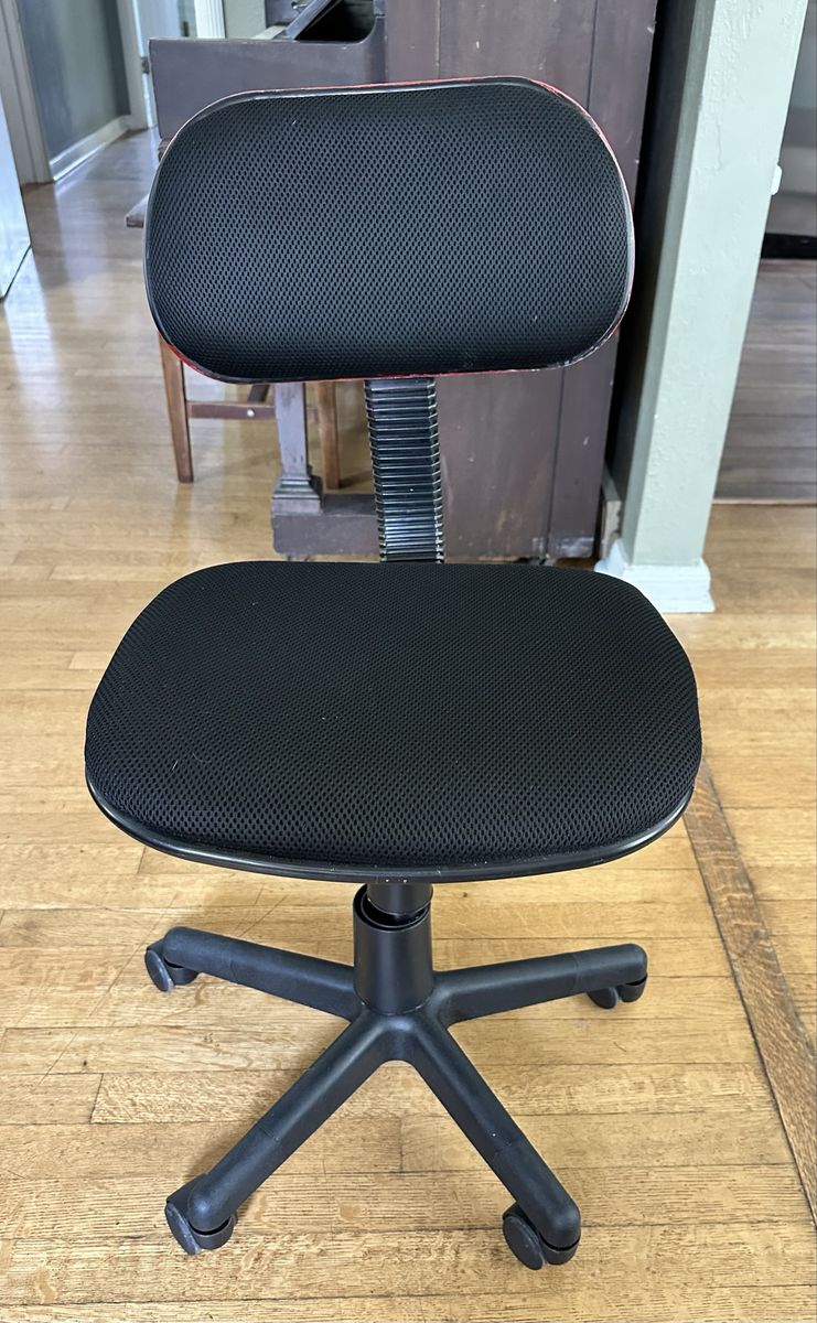 Black Adjustable Mesh Rolling Office Task Chair with Wheeled Base