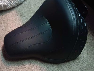 OEM Harley-Davidson Solo Motorcycle Seat Part #52000286