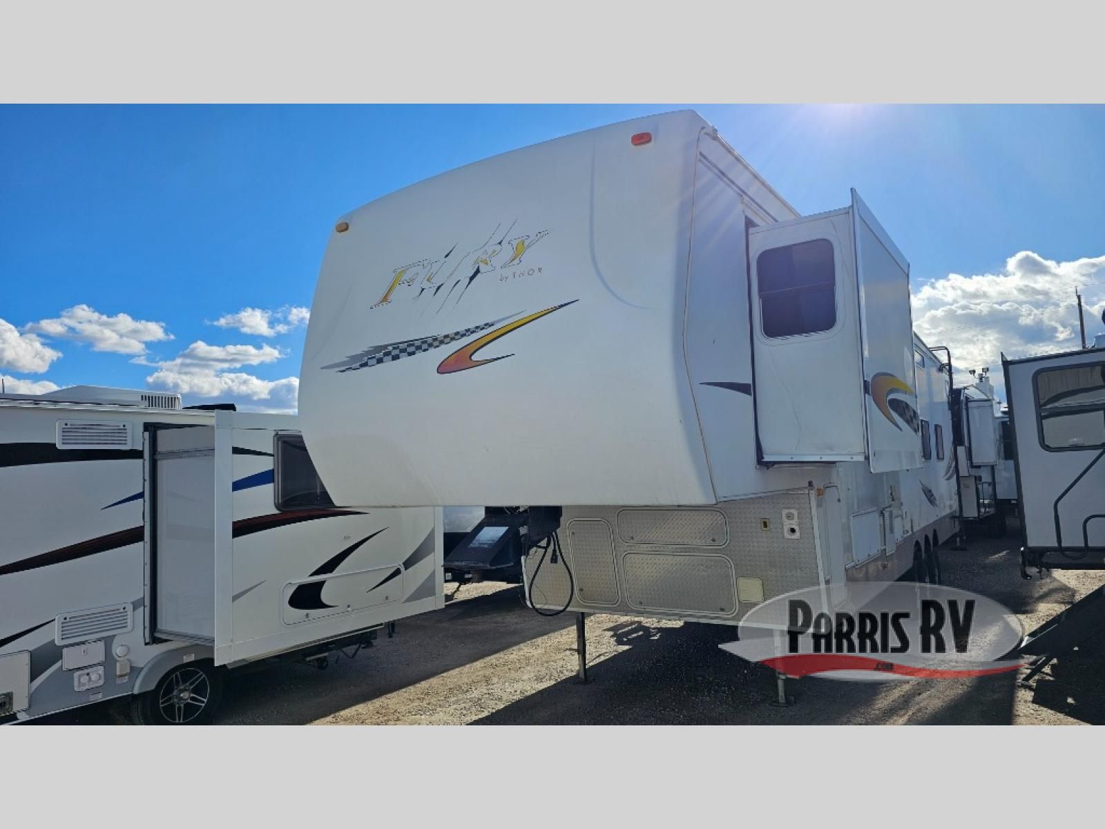 Used 2005 Thor California Fury 38DB