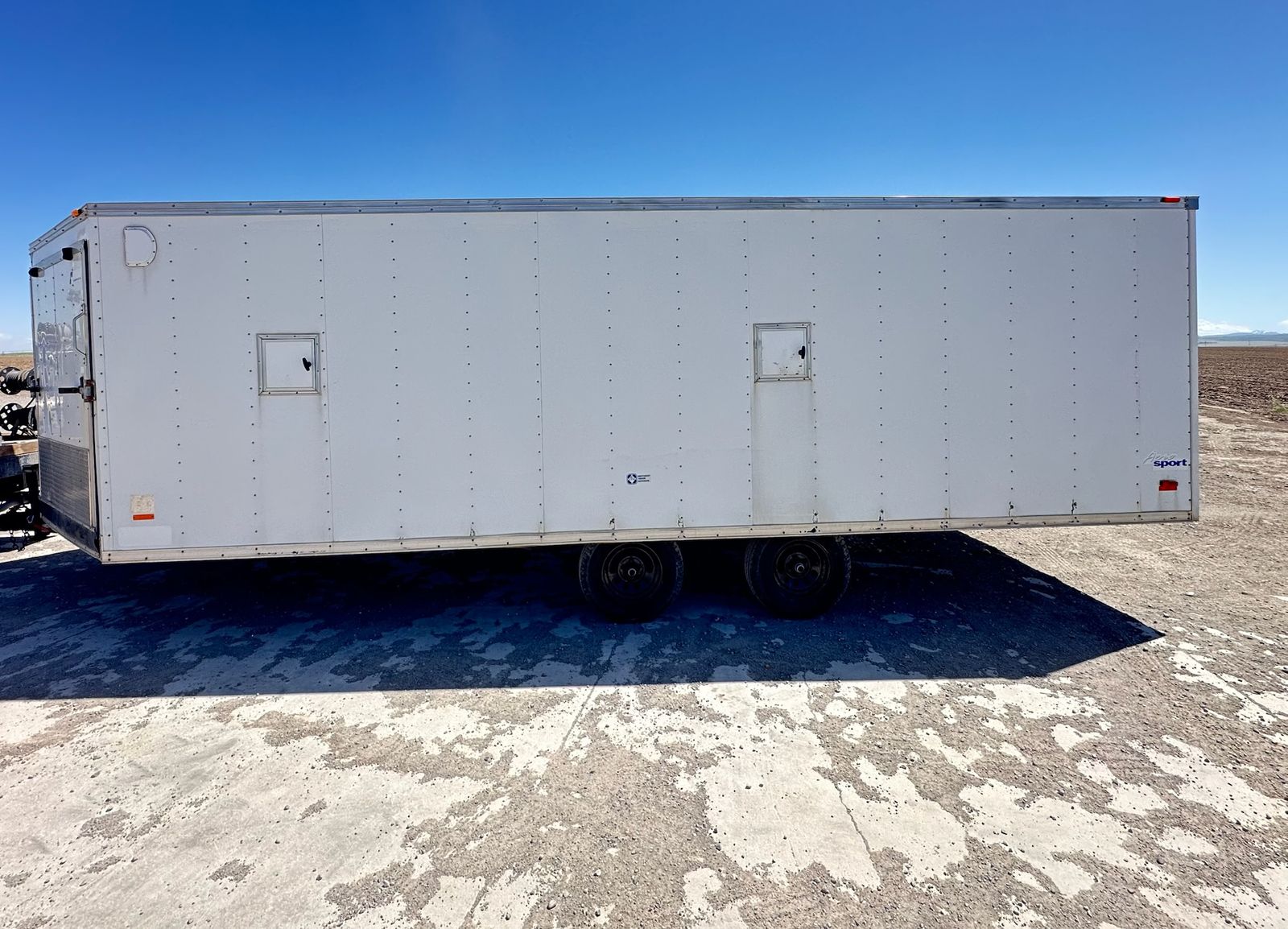 25' Enclosed Trailer for Rent