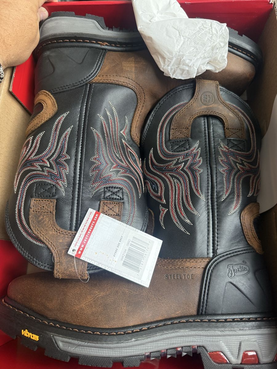 Justin water buffalo boot
