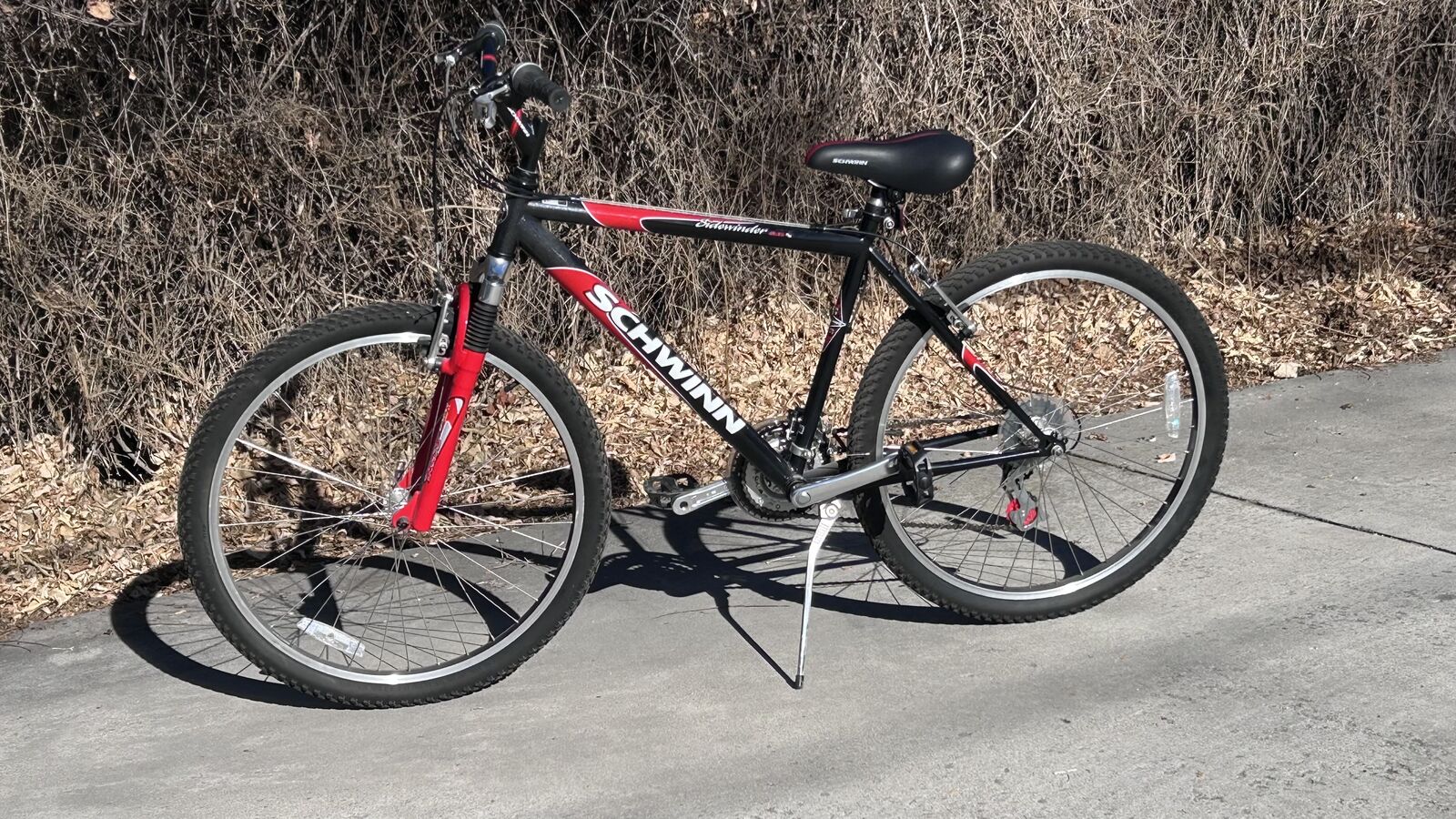 Men's schwinn sidewinder bicycle