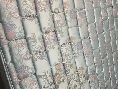 FREE clean King mattress located in Lehi