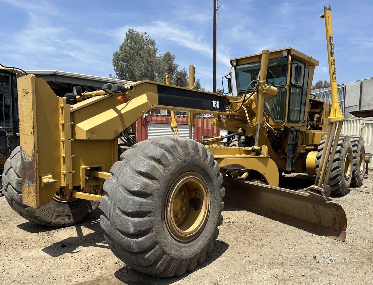 CAT 16H Motor Grader