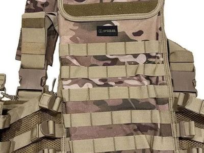 The MOLLE Chest Rig Vest fits a size range of S-XL.