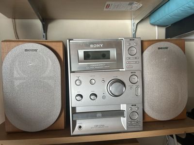 Sony CMT-CP101 Micro Hi-Fi Component System with CD Player, Cassette Deck & 2 Speakers