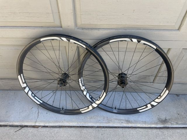 ENVE M735 / Industry 9 Hydra 27.5 Boost wheelset