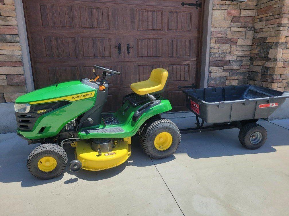 Lawnmower tractor & dump trailer