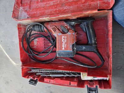 HILTI POWER TOOL