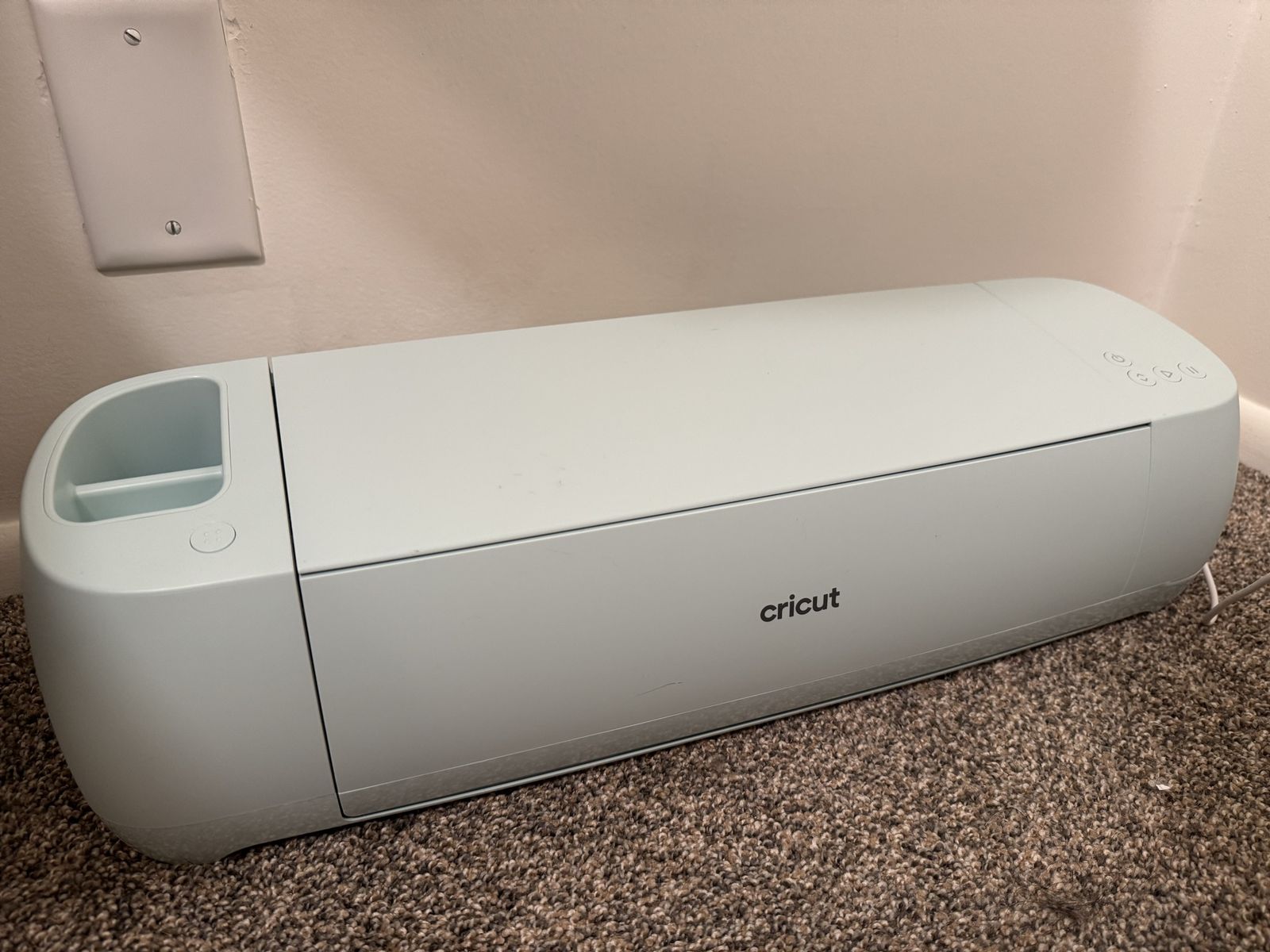 Cricut Explore 3 with accessories 