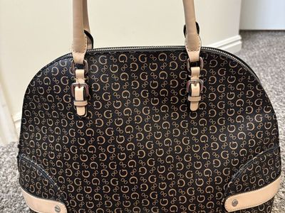 GUESS Signature Monogram Domed Satchel Handbag Brown & Beige with Inner Pockets
