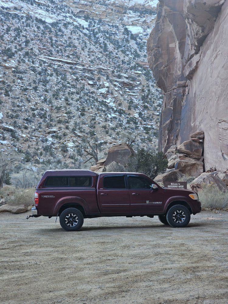 Truck Topper/Camper Shell - Burgundy, fits a 1st generation Tundra Double Cab.