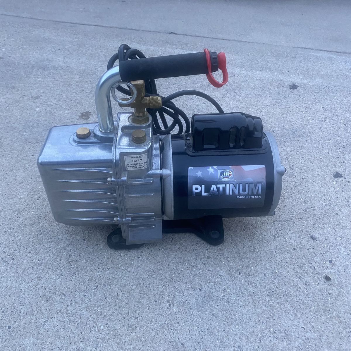 JB Industries Platinum Vacuum Pump