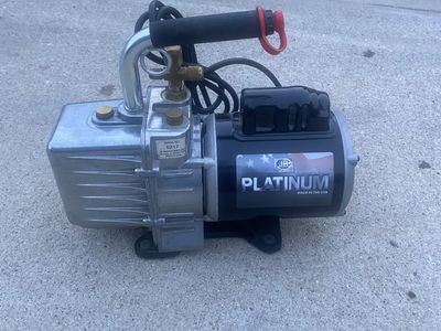 JB Industries Platinum Vacuum Pump