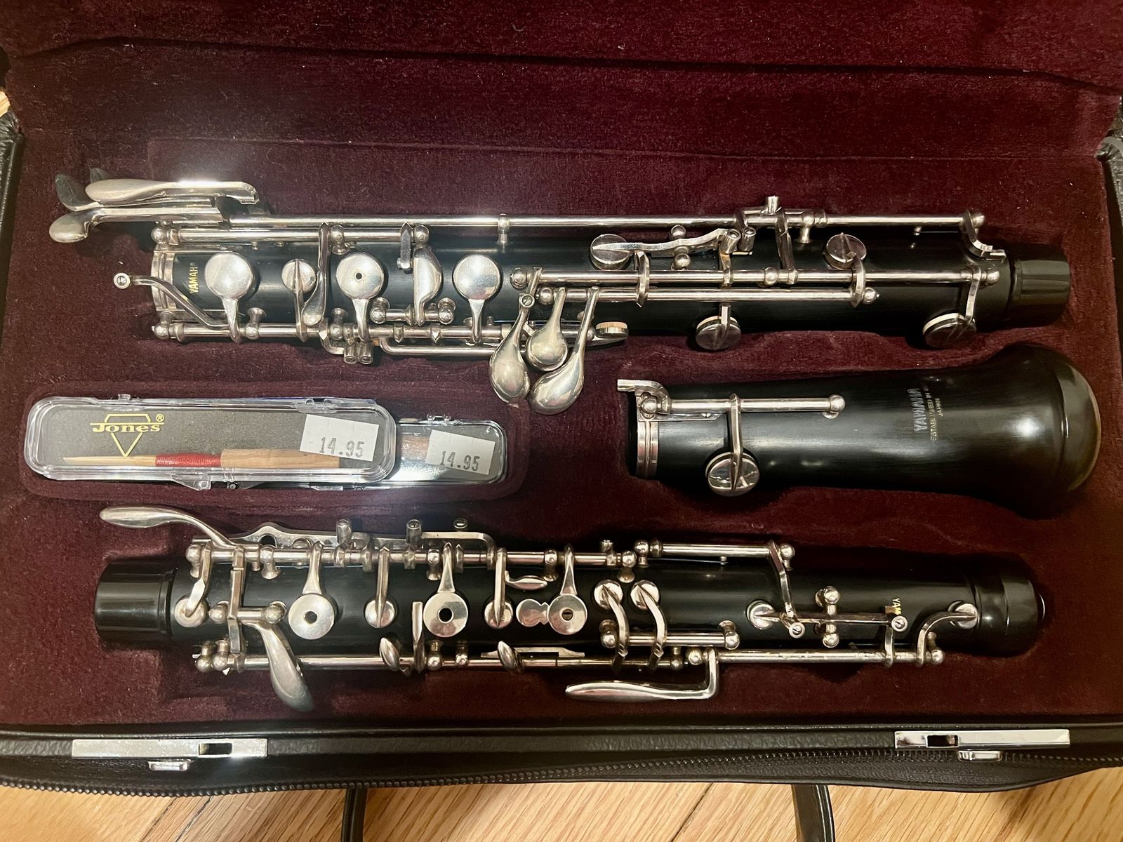 Yamaha Oboe YOB-410 with Case and Reeds -