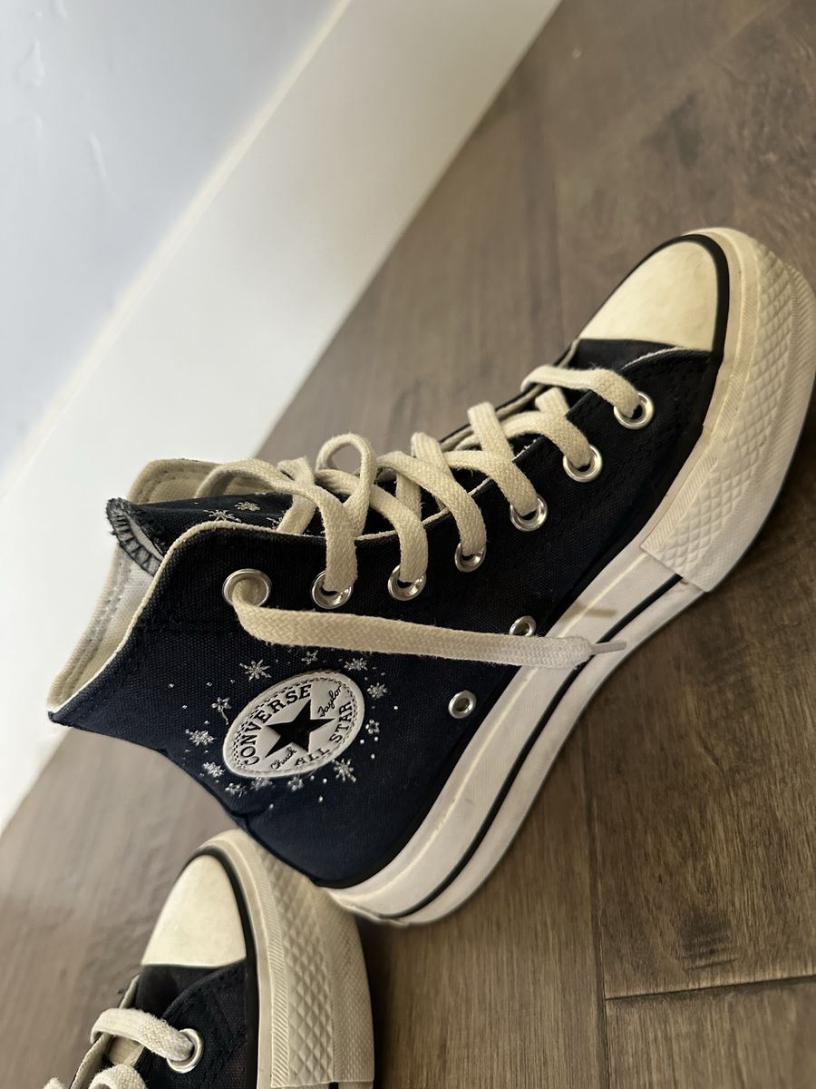 Converse Chuck Taylor All Star High Top Sneakers Blue/White sparkly star print kids size 3
