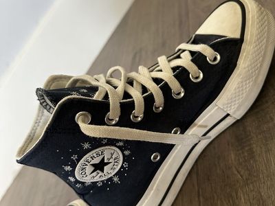 Converse Chuck Taylor All Star High Top Sneakers Blue/White sparkly star print kids size 3