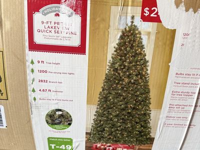 Holiday Time 9-Ft Pre-Lit Lakeview Quick Set Pine Artificial Christmas Tree