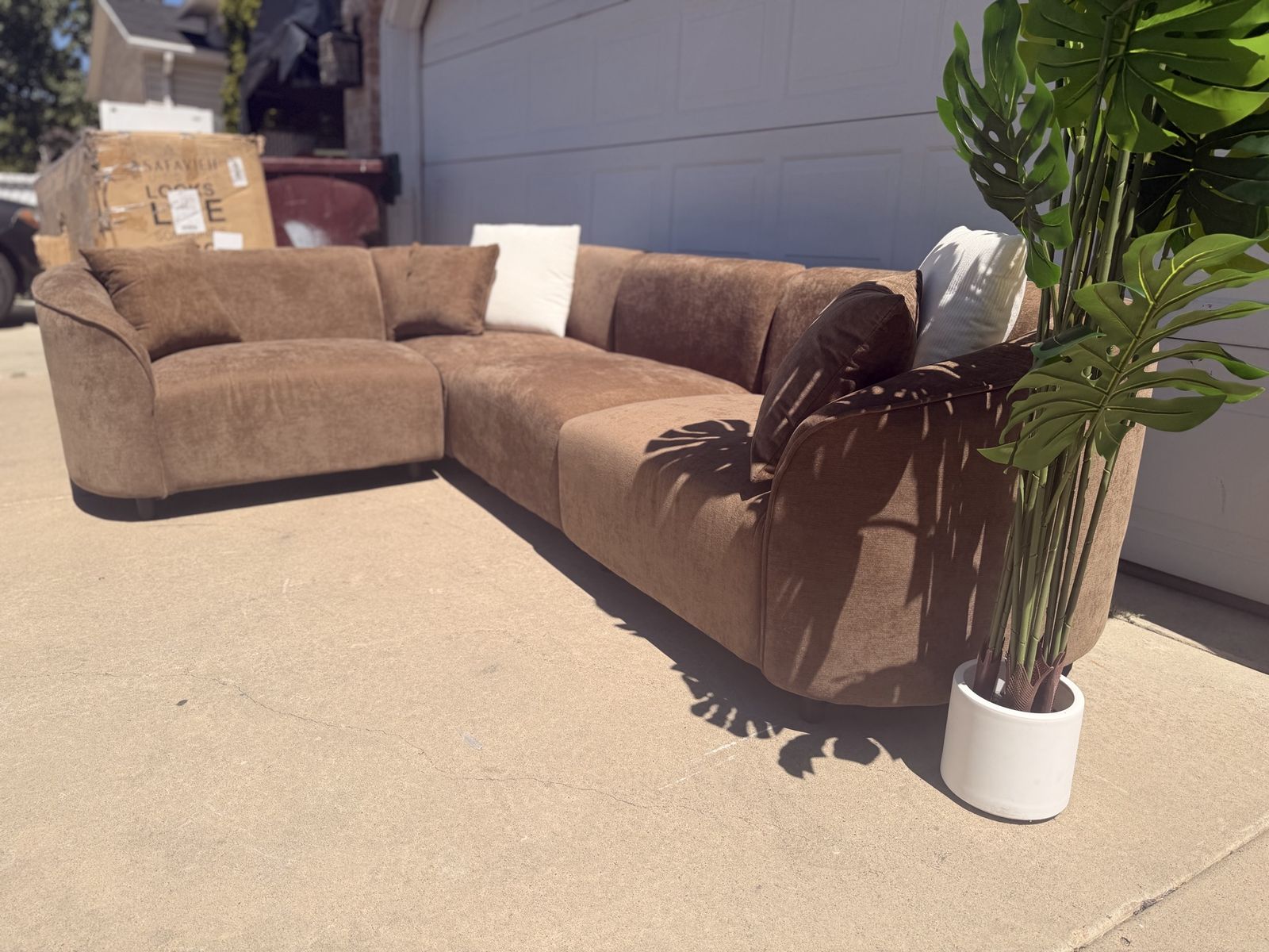 Modern Brown Sectional Sofa with Curved Arms