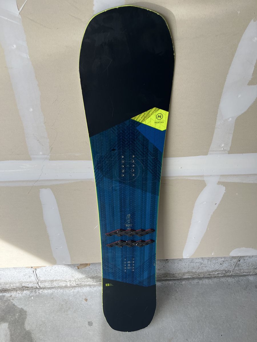 Nidecker Merc Snowboard - 156cm - All-Mountain Freeride Snowboard with Burton carrying bag