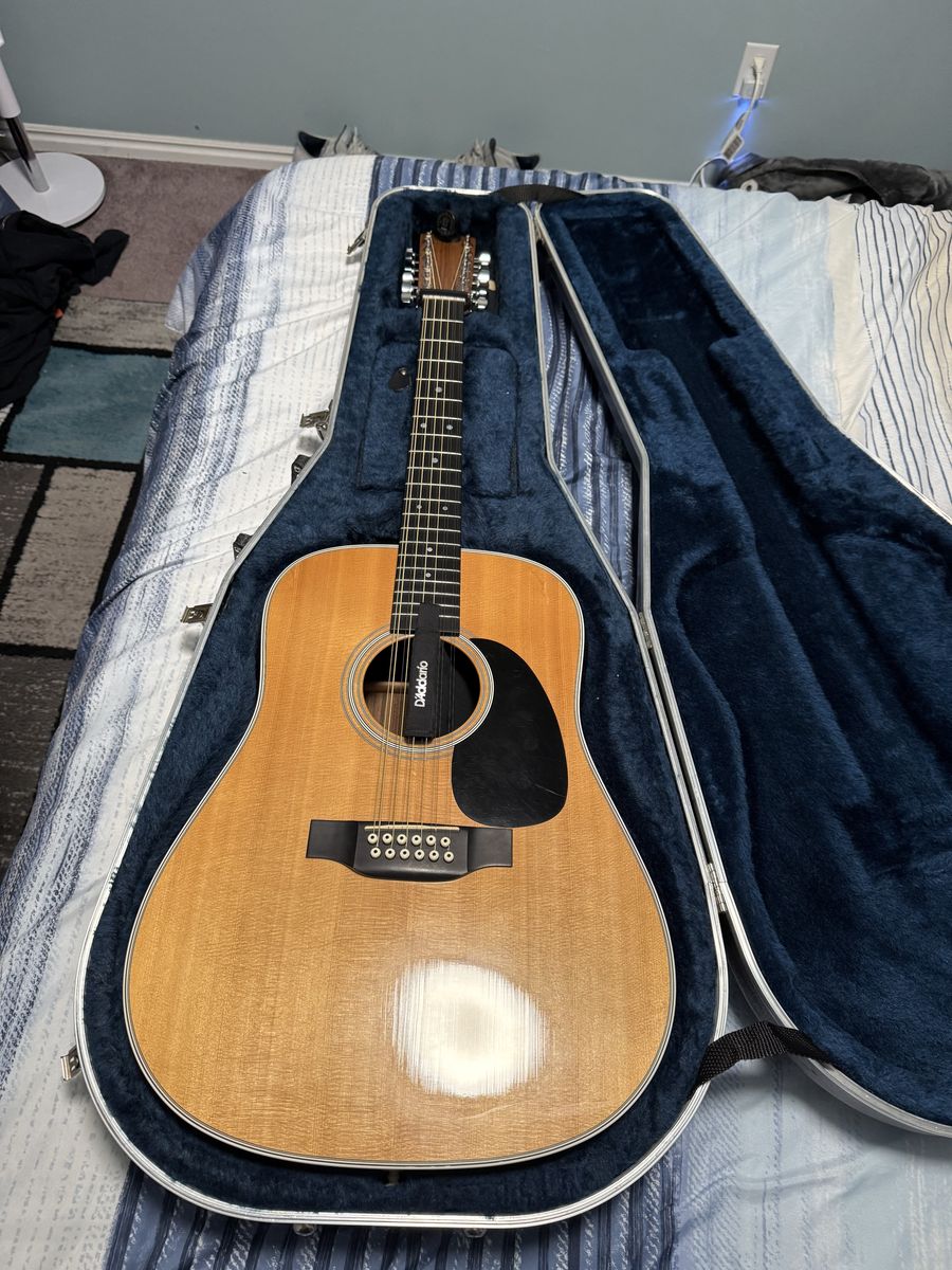 Martin D12-28