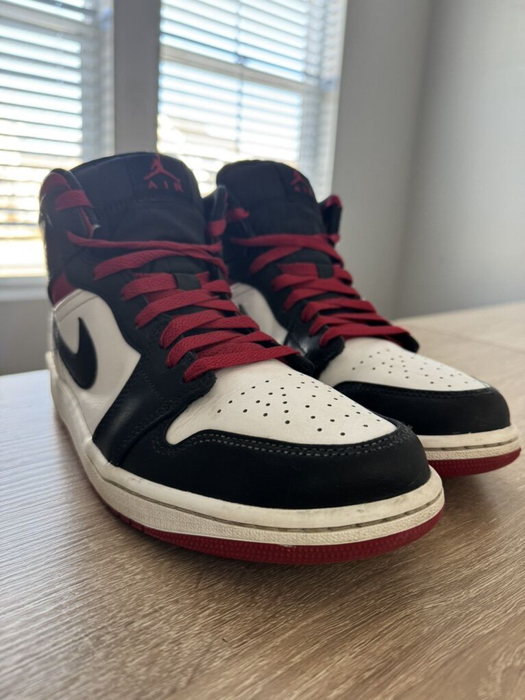 Air Jordan 1 MID Size 10