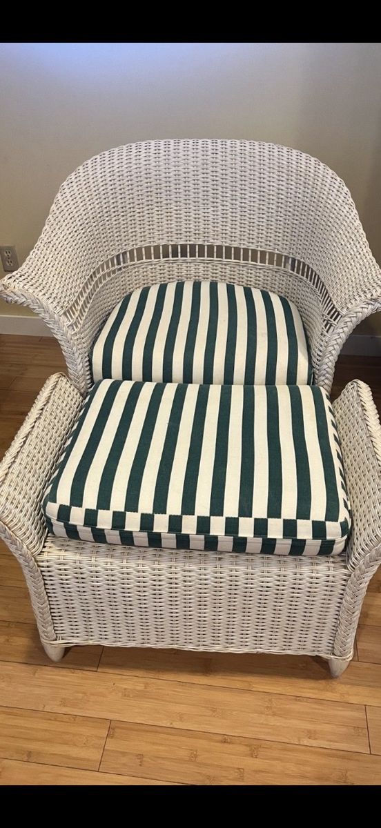 Vtg White Wicker Chair and Ottoman 1970s Cottage