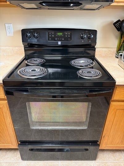 Kenmore Black Electric Range / Stove - Works Great! ($100 OBO)