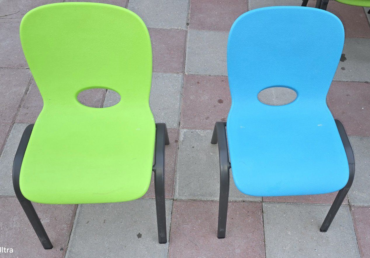 Lifetime Children Stacking Chairs read all descrip