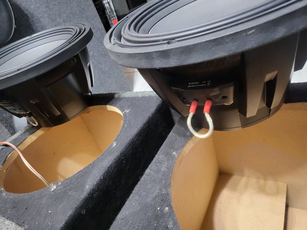 2 12in Alpine Type R's