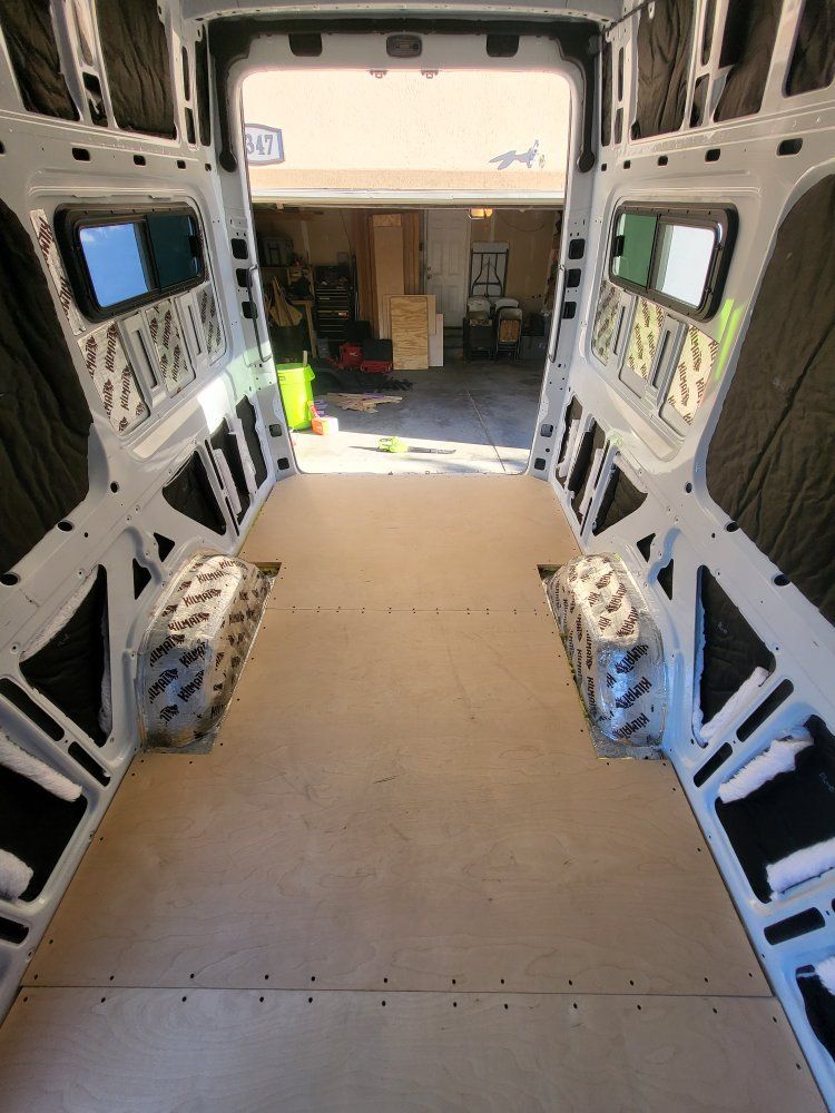 Main image 3