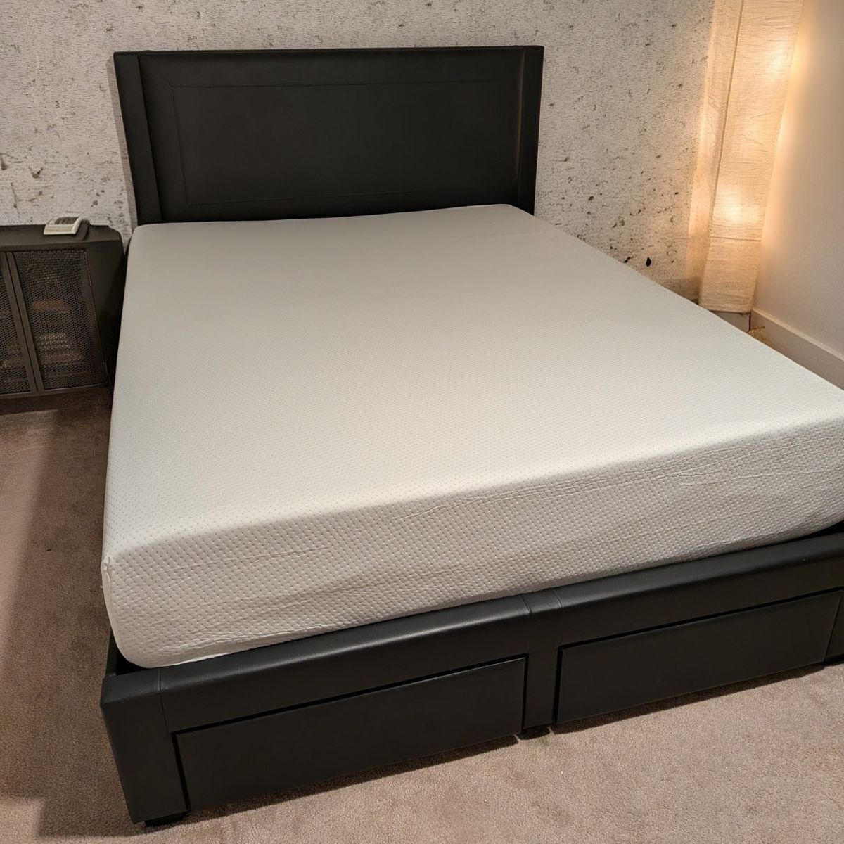 NEW Zinus 12" Queen Green Tea Memory Foam Mattress