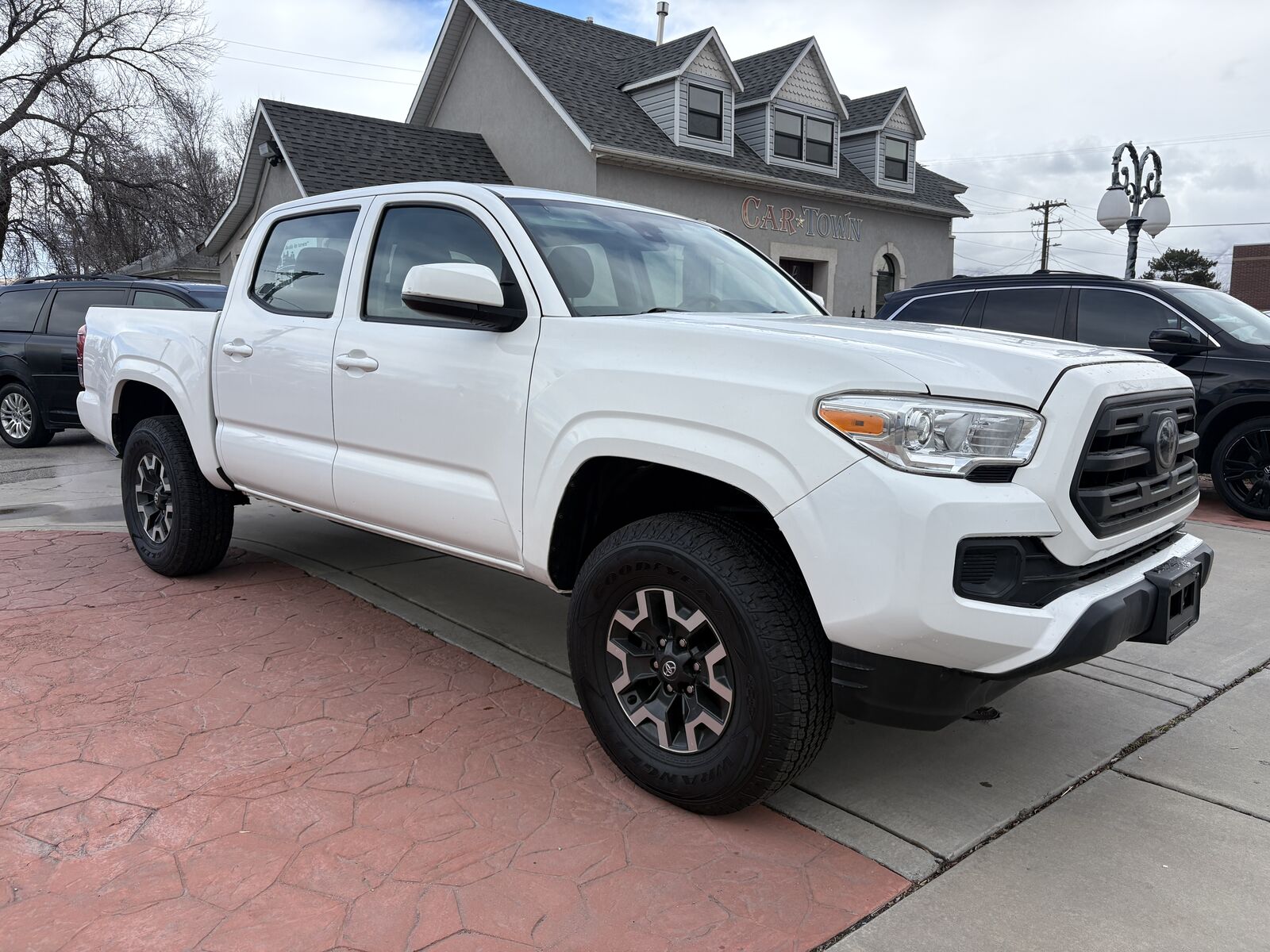 2018 Toyota Tacoma SR5
