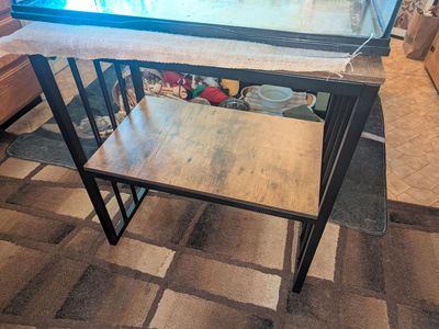 Stand for a 20 gallon aquarium, 2 shelf