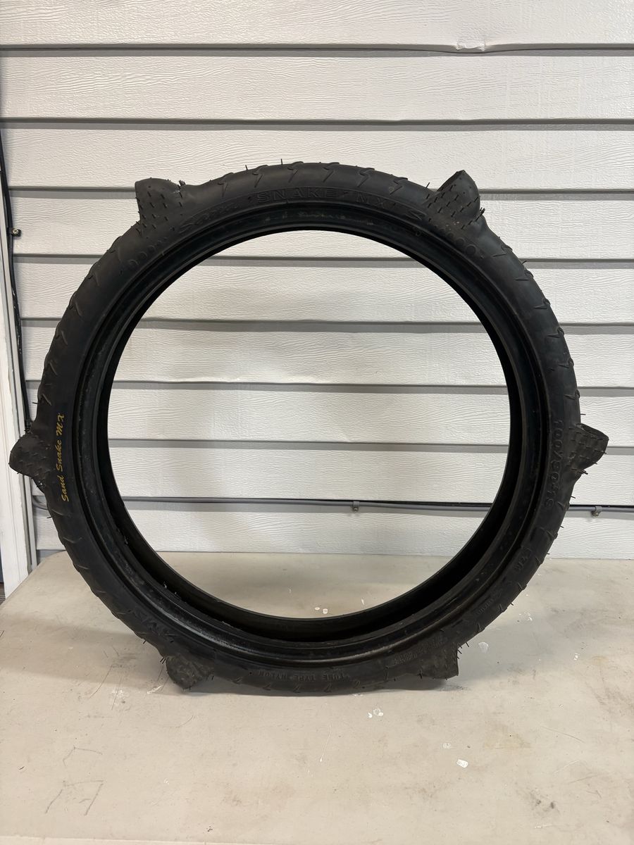Sand Snake MX Tire