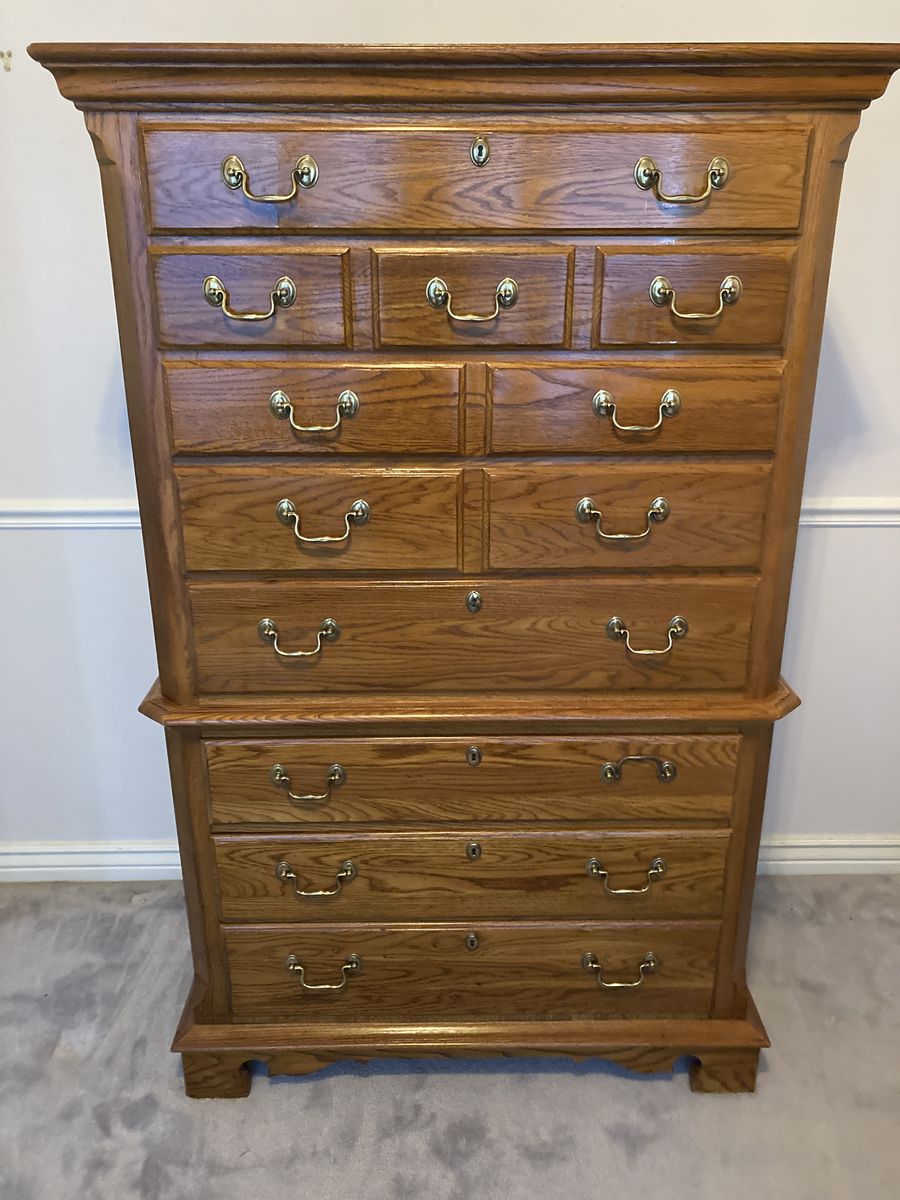 Vintage Thomasville Impressions Collection Oak Chest On Chest Tall Dresser