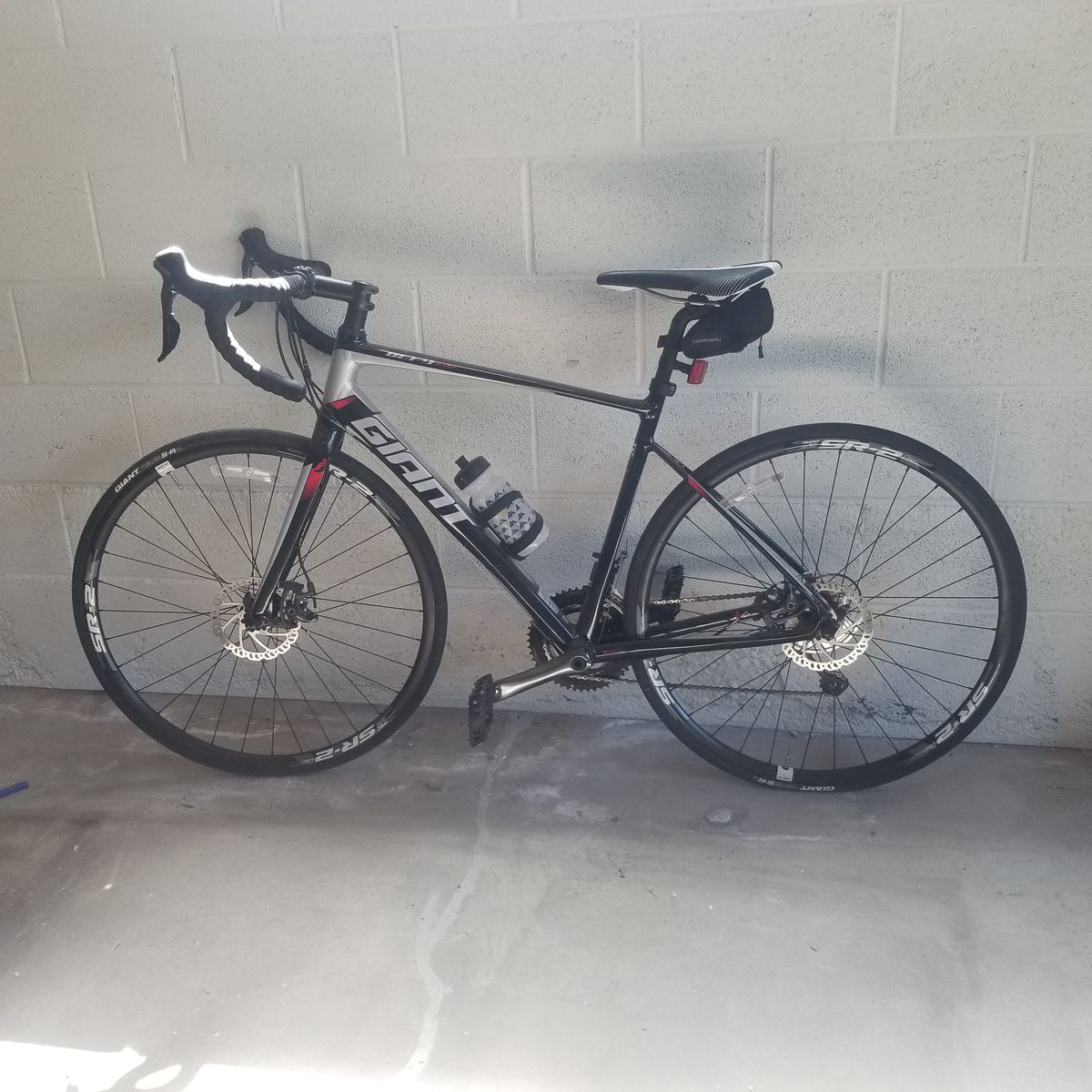 Giant Defy Aluxx Road Bike