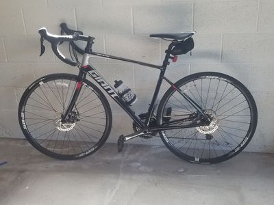 Giant Defy Aluxx Road Bike