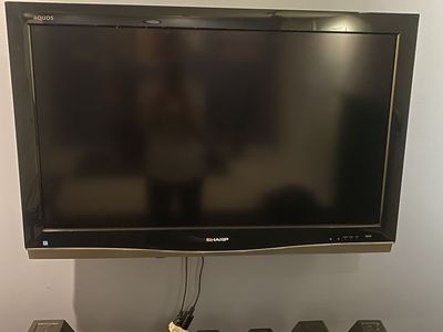 37" Sharp Aquos LCD HDTV
