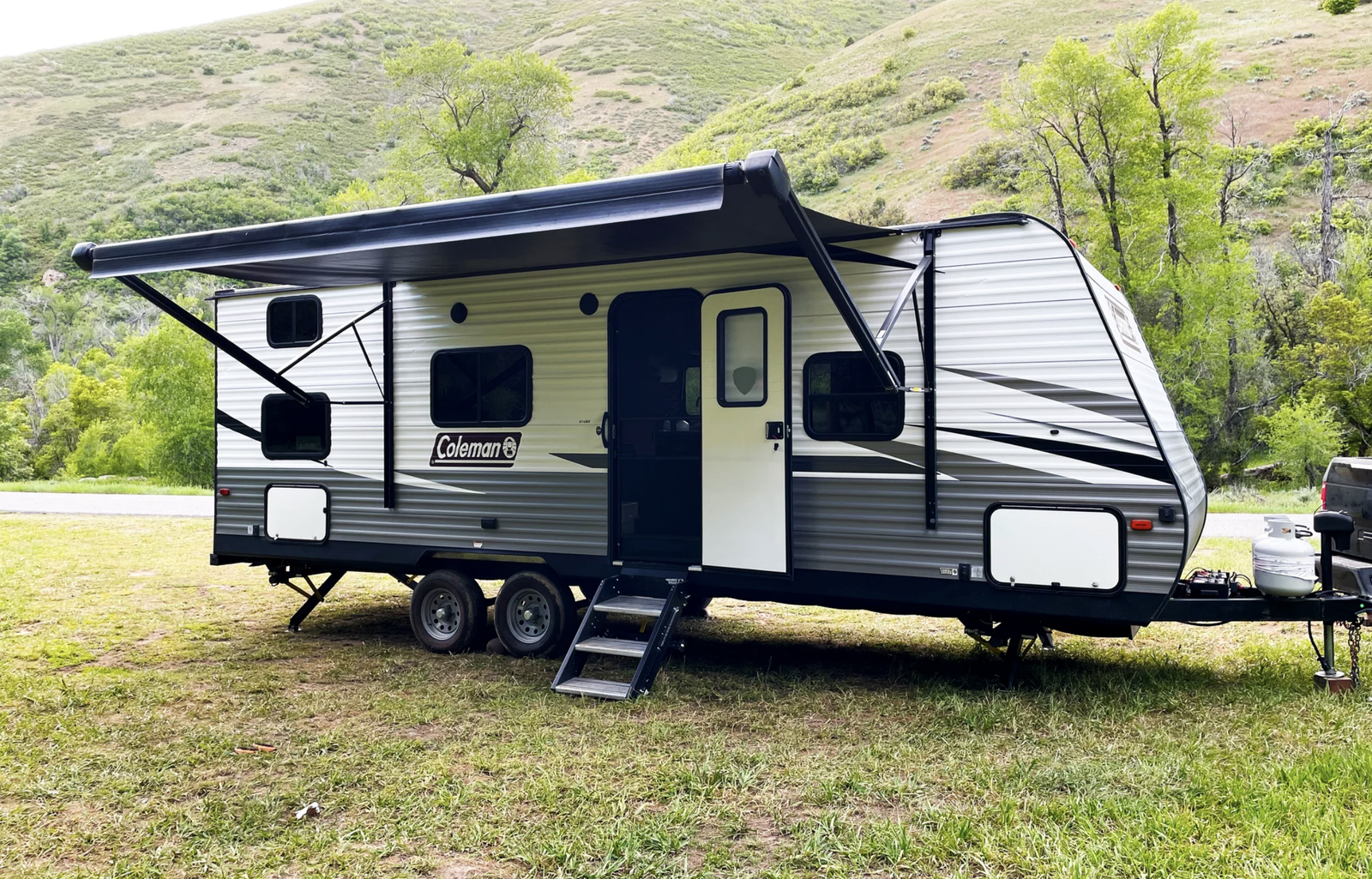 2021 Dutchmen RV - FREE GENERATOR