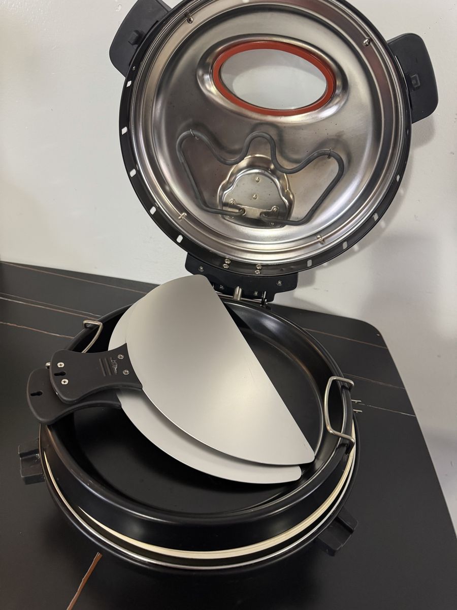 Main image 7