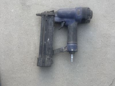 Air nail guns pair