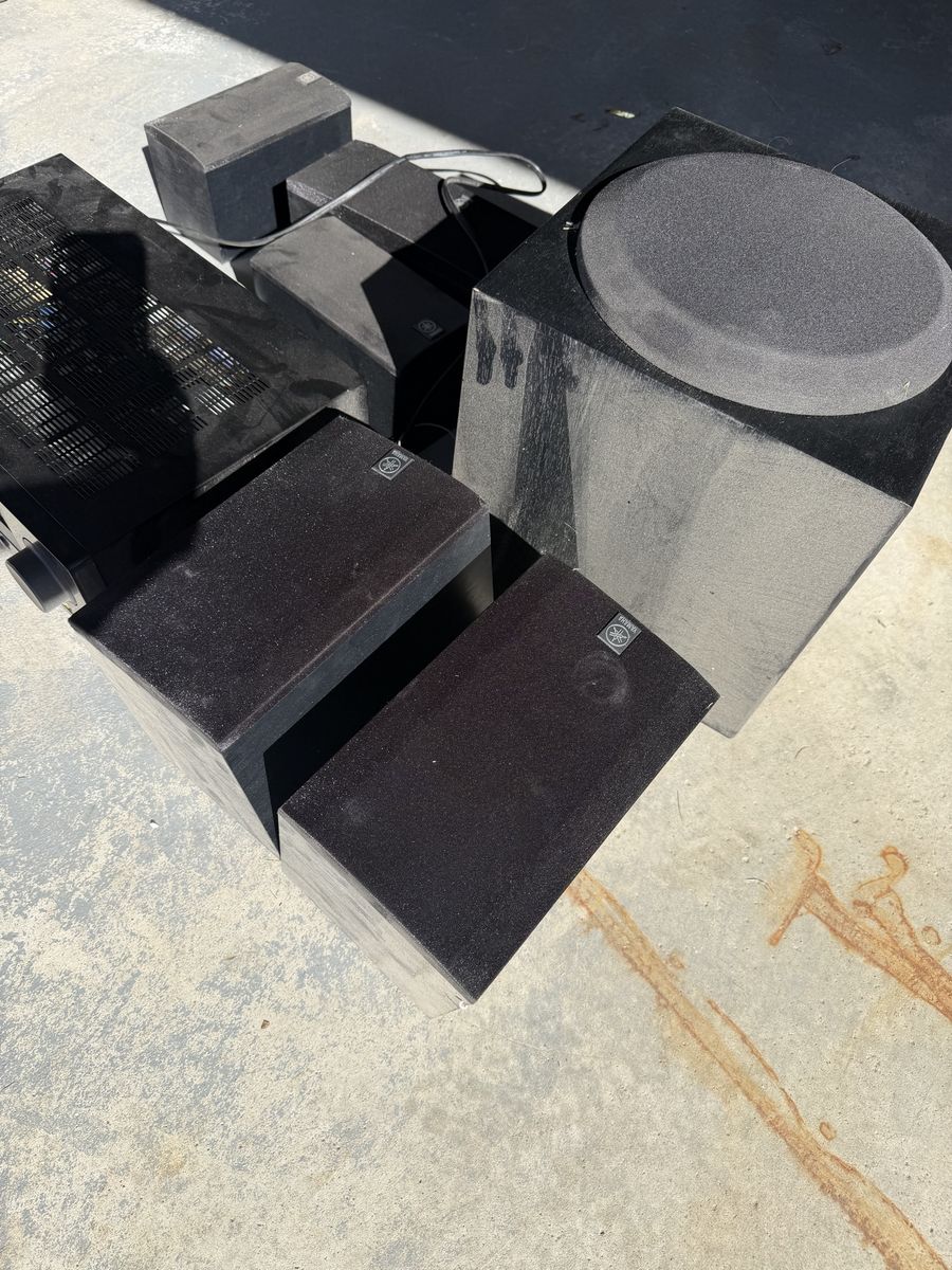 Main image 6