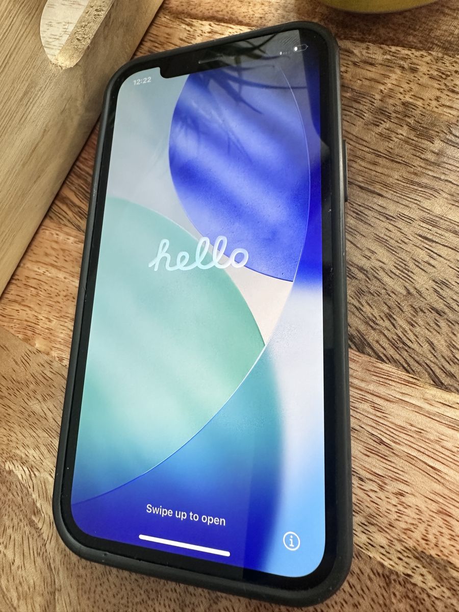 iPhone 12 64 G in perfect condition