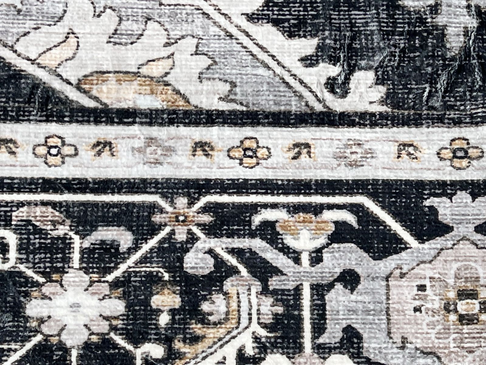 Main image 7