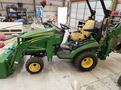 2022 John Deere 1025r