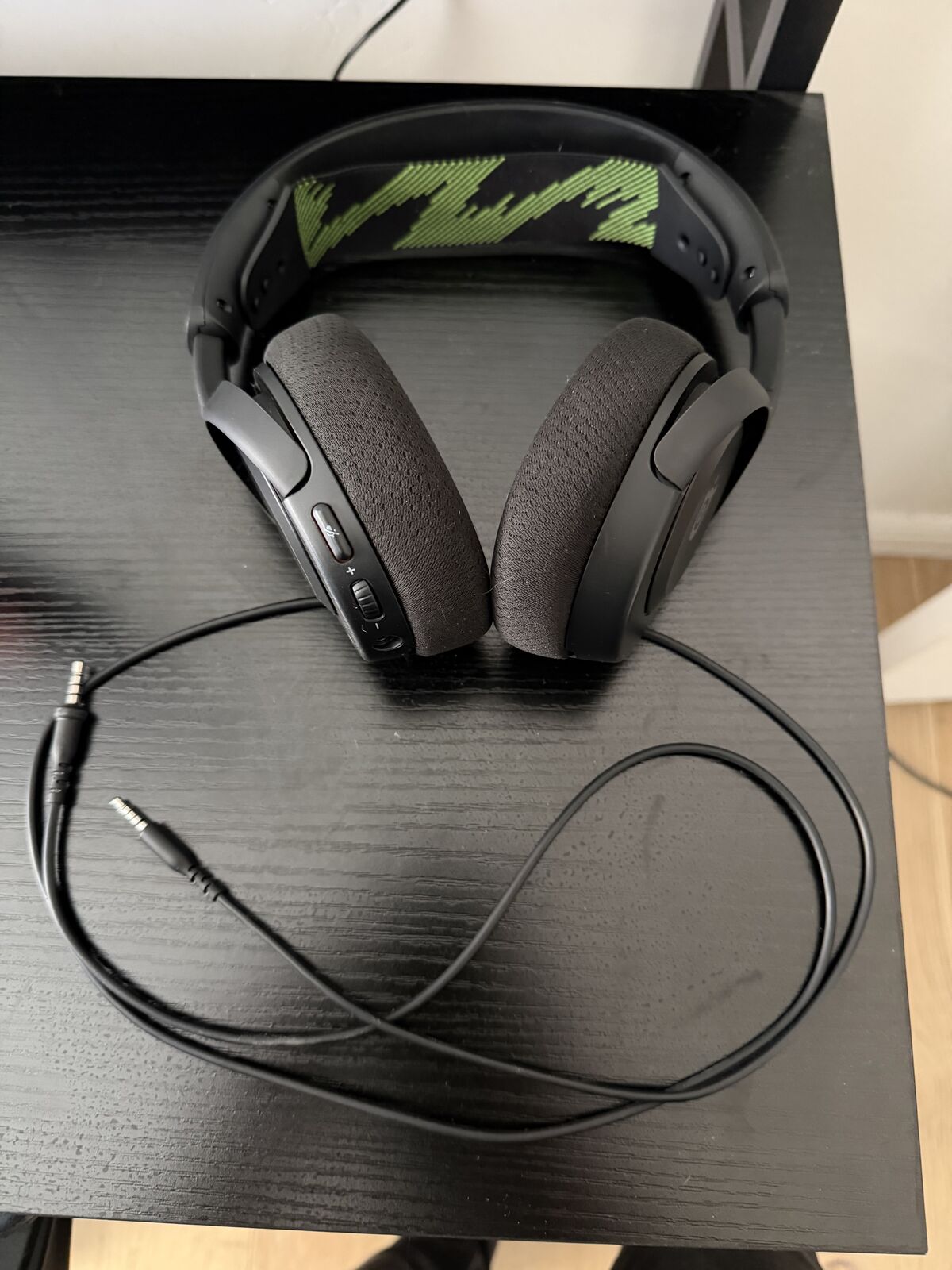 SteelSeries Arctis Nova 1 Wired Gaming Headset